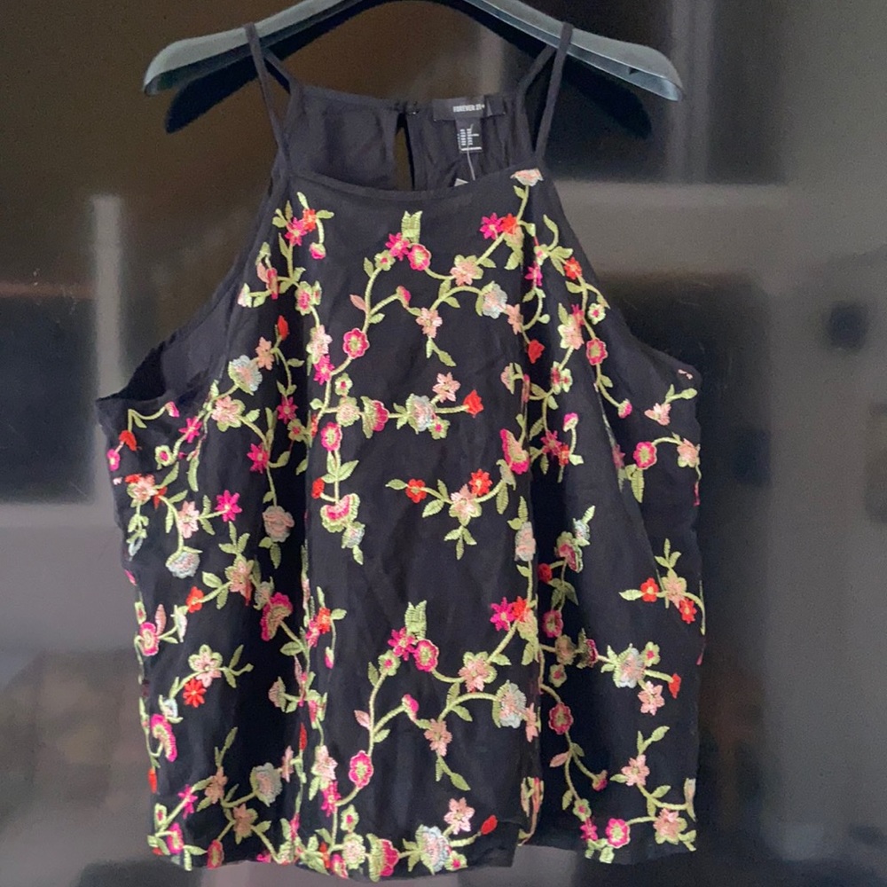 FLOWER EMBROIDERED BLACK CAMI SPAGHETTI STRAP SLEEVELESS TOP Plus